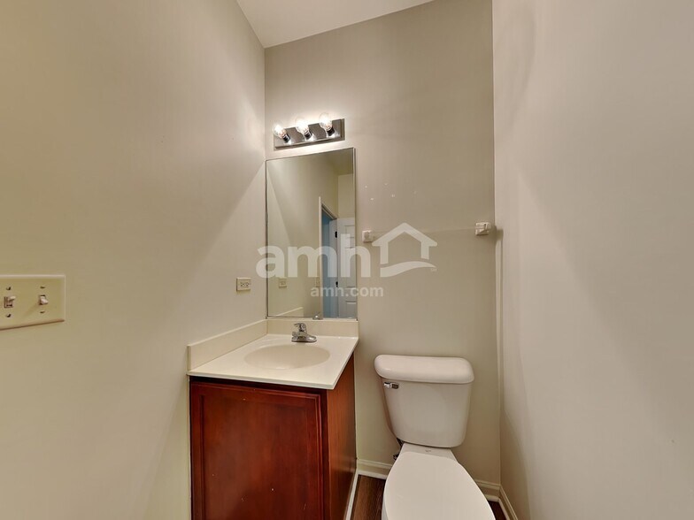 Building Photo - 1209 Fawnlily Cir