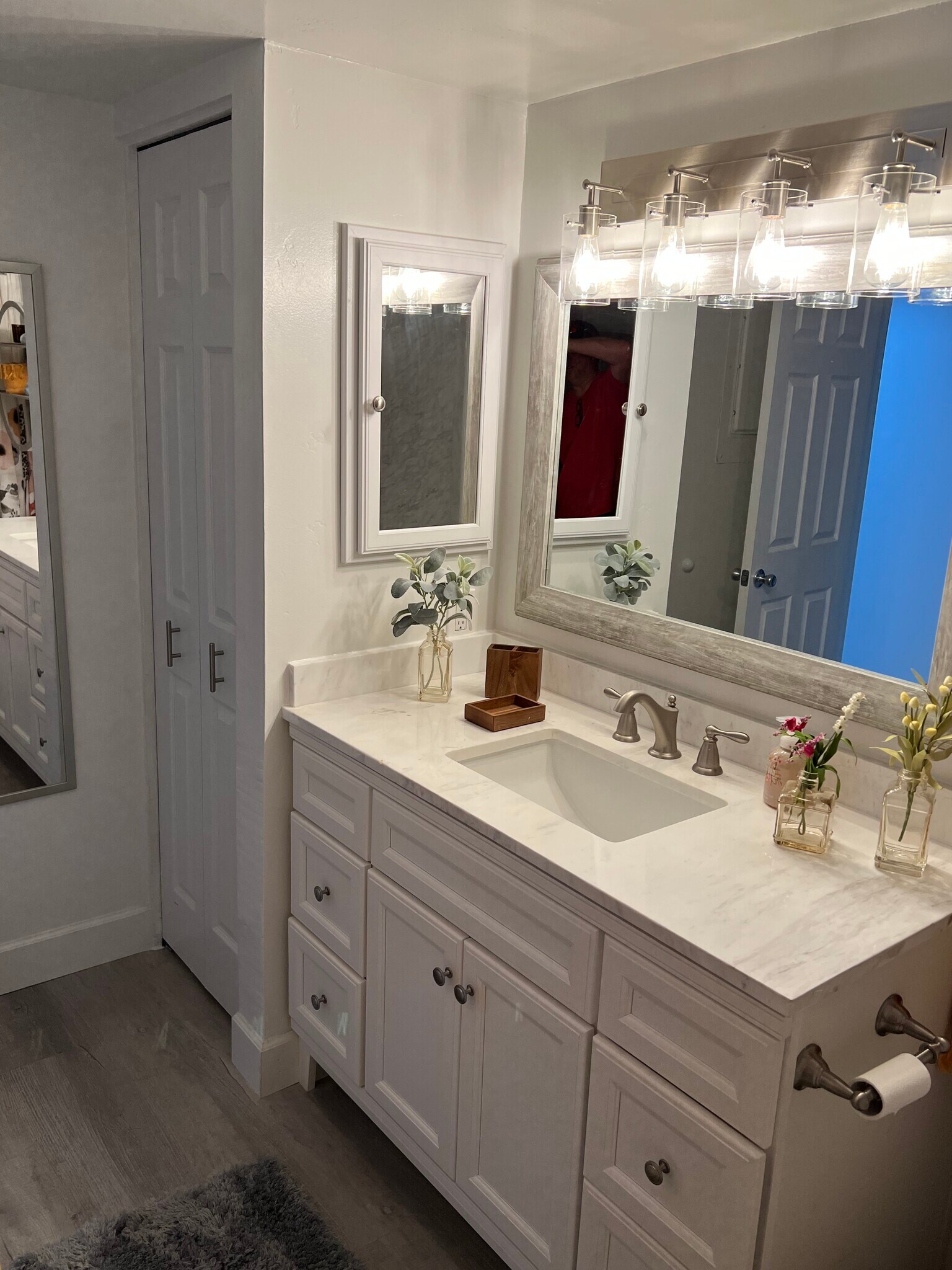 Building Photo - 1143 E Sandpiper Dr