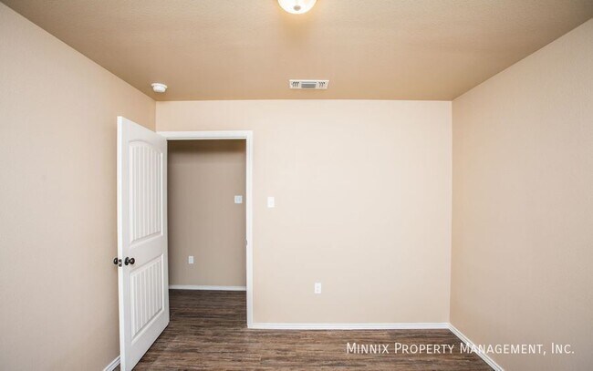 Building Photo - 2509 N. Ave. O-