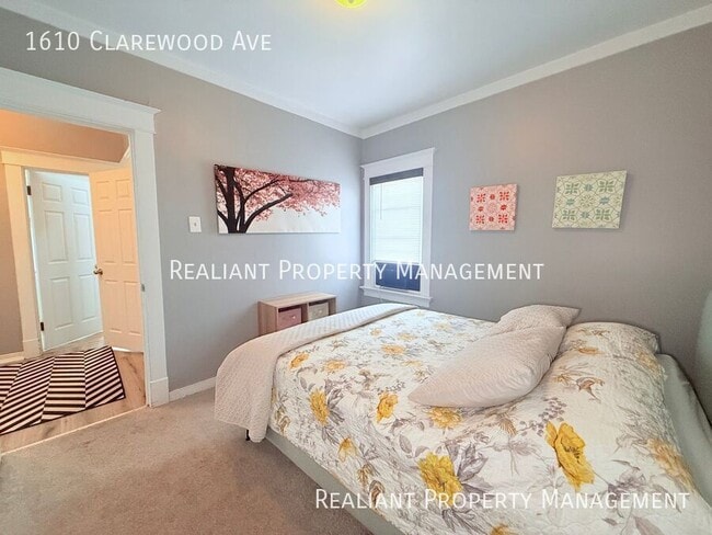 Building Photo - 1610 Clarewood Ave