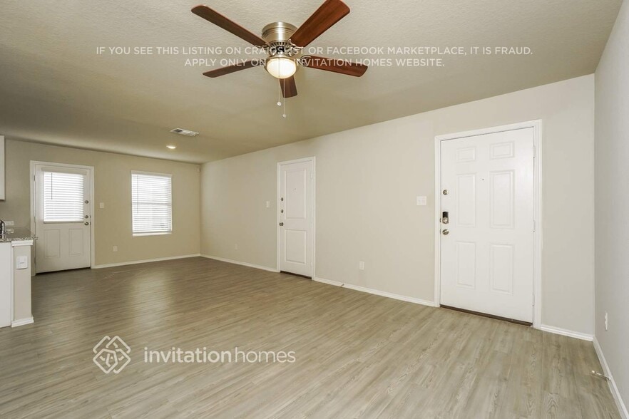 Building Photo - 7307 Plata Cir