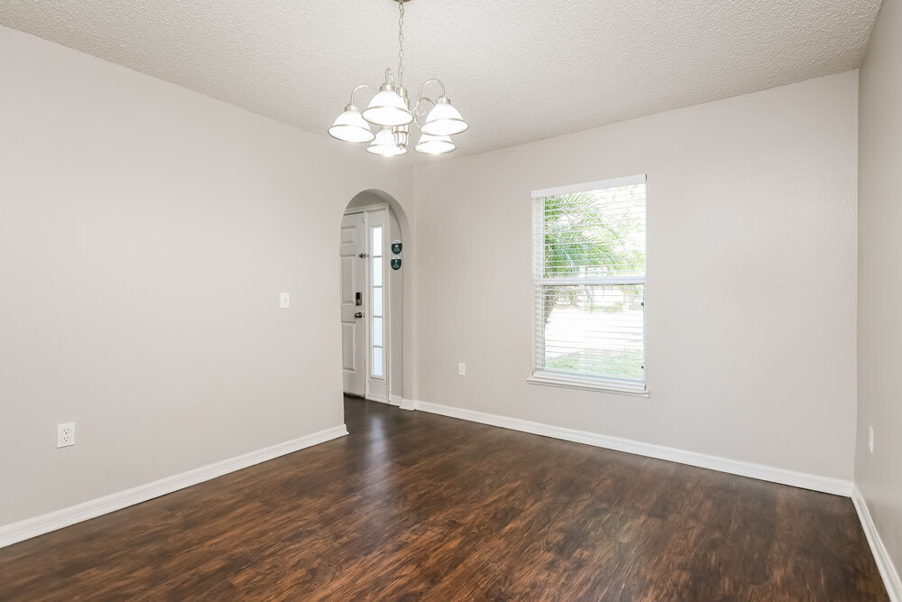 Building Photo - 2924 Elbib Dr