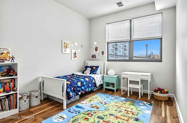 Building Photo - 9017 Riverside Pl