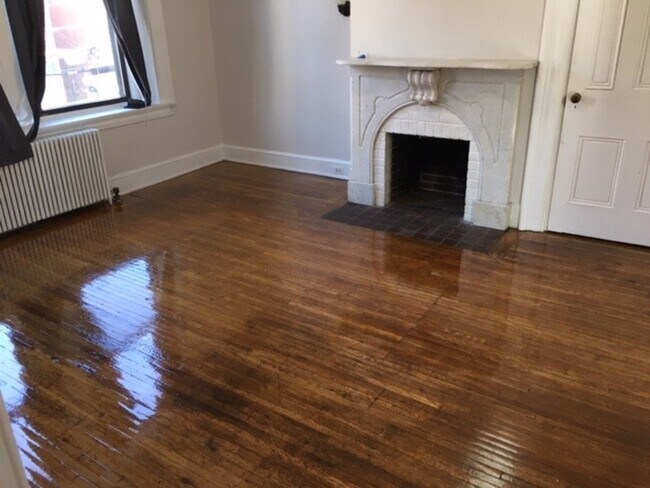 Primary Photo - 228 N Duke St