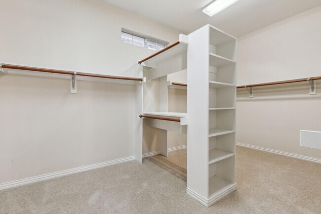 Building Photo - 7609 Marchman Way
