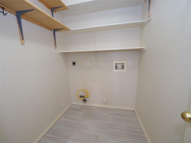 Building Photo - 1161 Kentra Dr