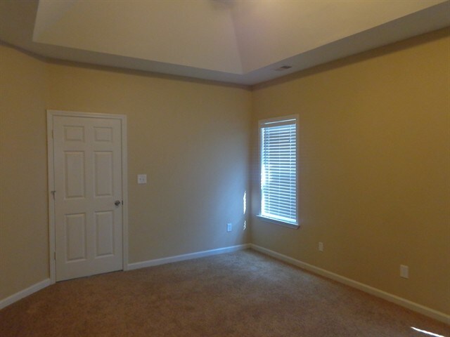 Building Photo - 1587 Sutton Meadow Ln