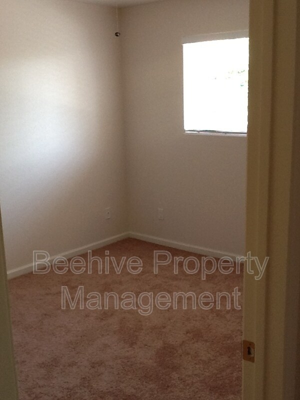 Building Photo - 5827 Colby St