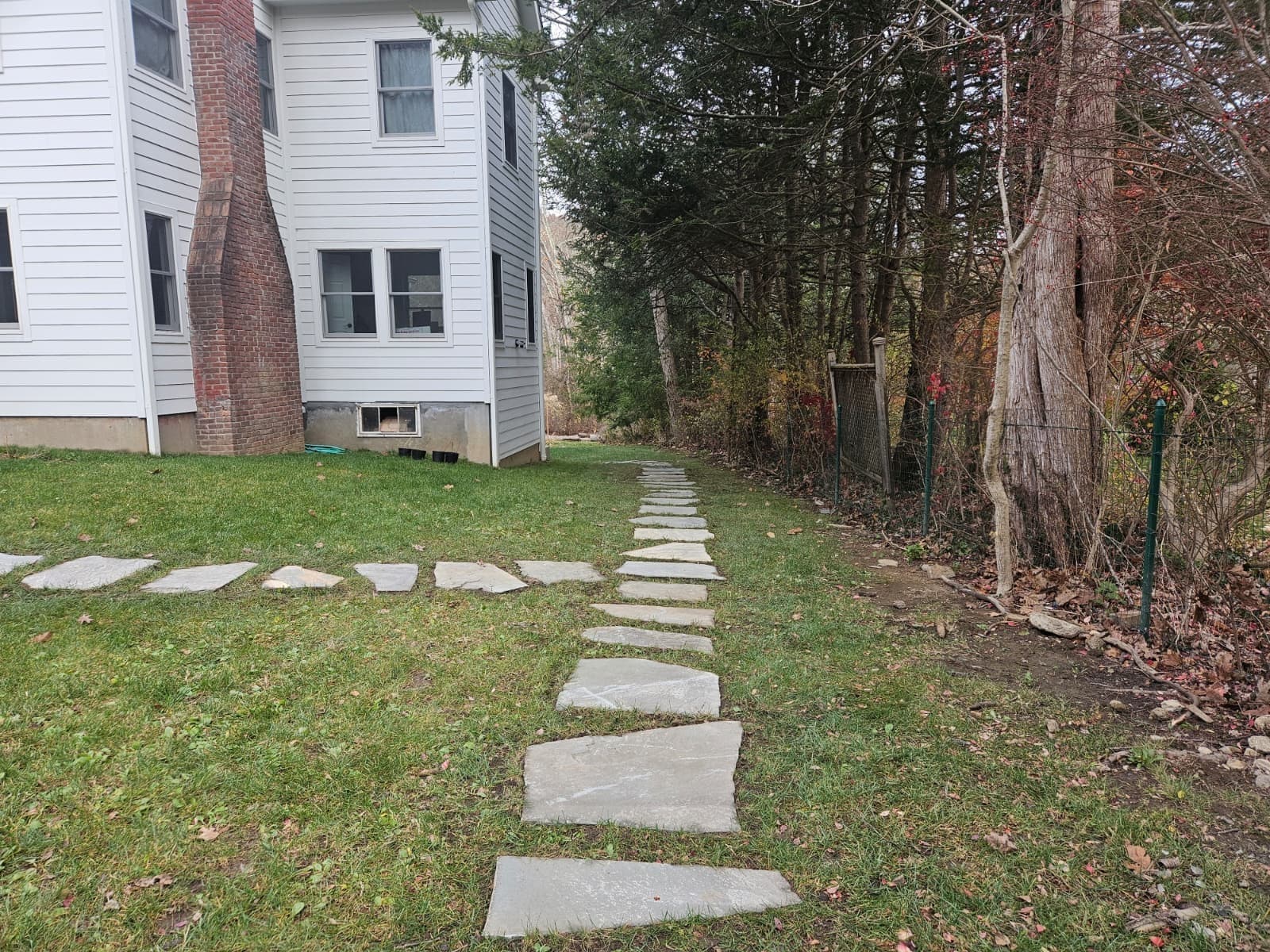 Building Photo - 21 Hall Ave