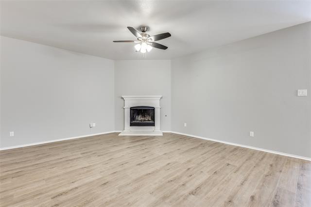 Building Photo - 507 Basswood Ln