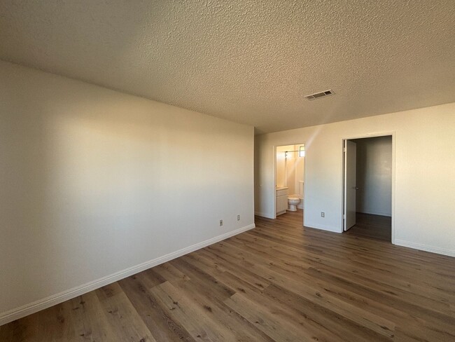 Building Photo - 43941 18th Street E