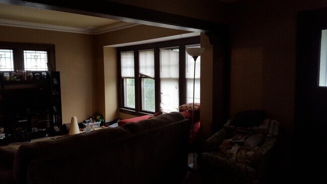 Building Photo - 3816 N Maryland Ave