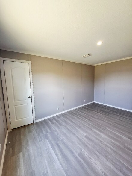 Building Photo - 10068 Hackelberg Rd