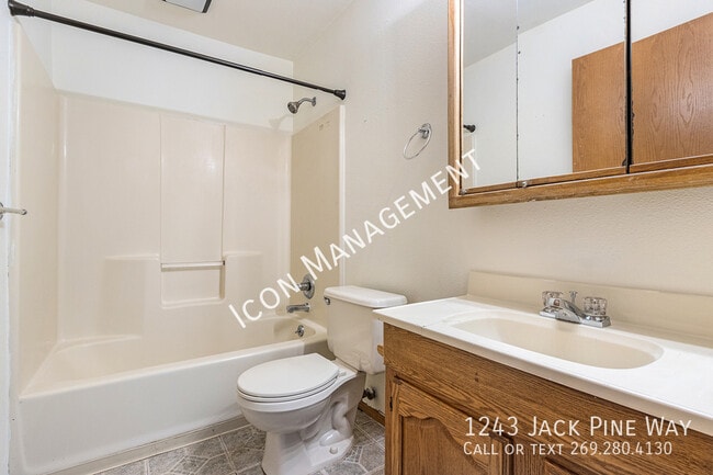 Building Photo - 1243 Jack Pine Way