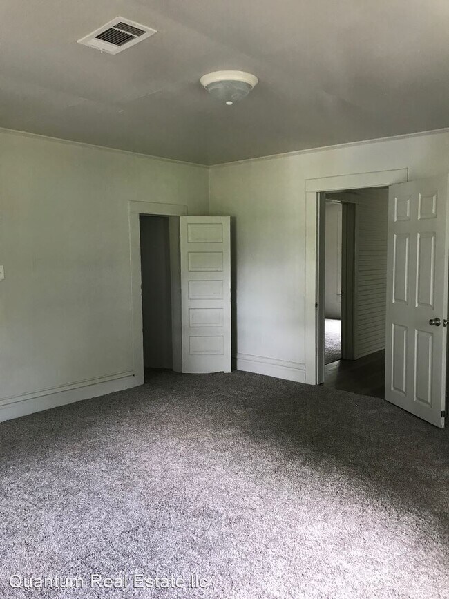 Building Photo - 2 br, 1 bath House - 123 HILL STREET