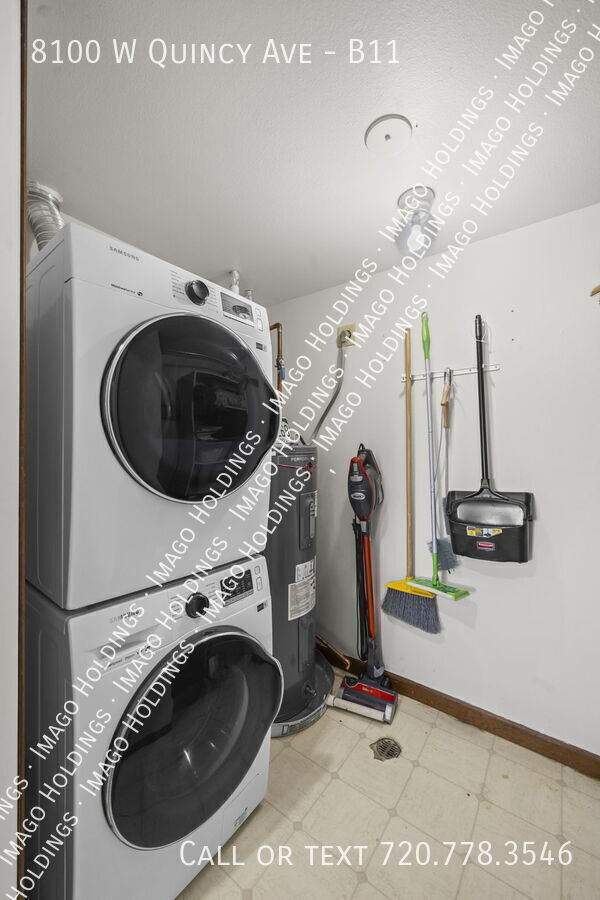 Building Photo - 8100 W Quincy Ave