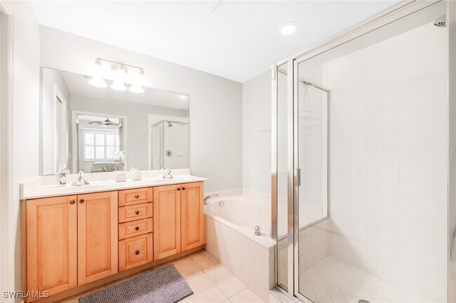 Building Photo - 1128 Manor Lake Dr