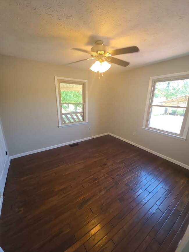 Building Photo - 1st Month Free!