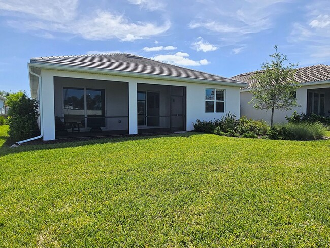 Building Photo - New Construction Seasonal Short-Term 3 Bedroom 2 Bathroom with a Bonus Room in Legacy Groves!