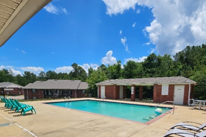 Building Photo - Evangeline Heights Apartments
