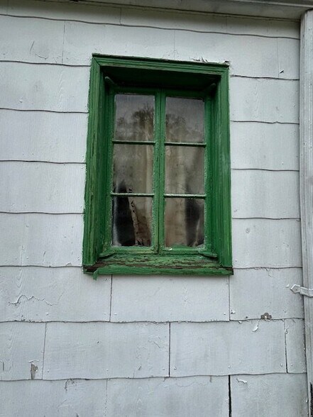 Building Photo - 342 S Dade Ave