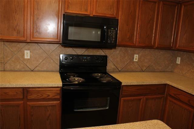 Building Photo - 1245 Redman Ave