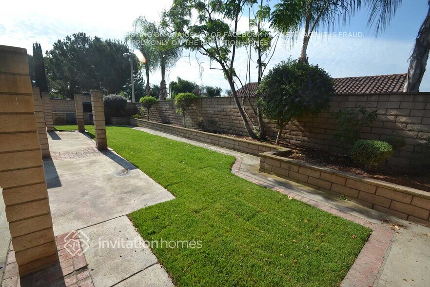 Building Photo - 4475 Kennedy Ct