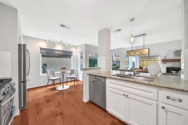 Building Photo - 1937 Norfolk St