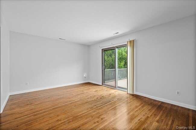 Building Photo - 284 Park Ave