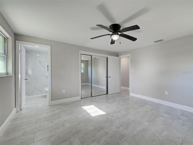 Building Photo - 4342 Ewing Cir