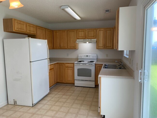 Building Photo - 6943 Newbury Way