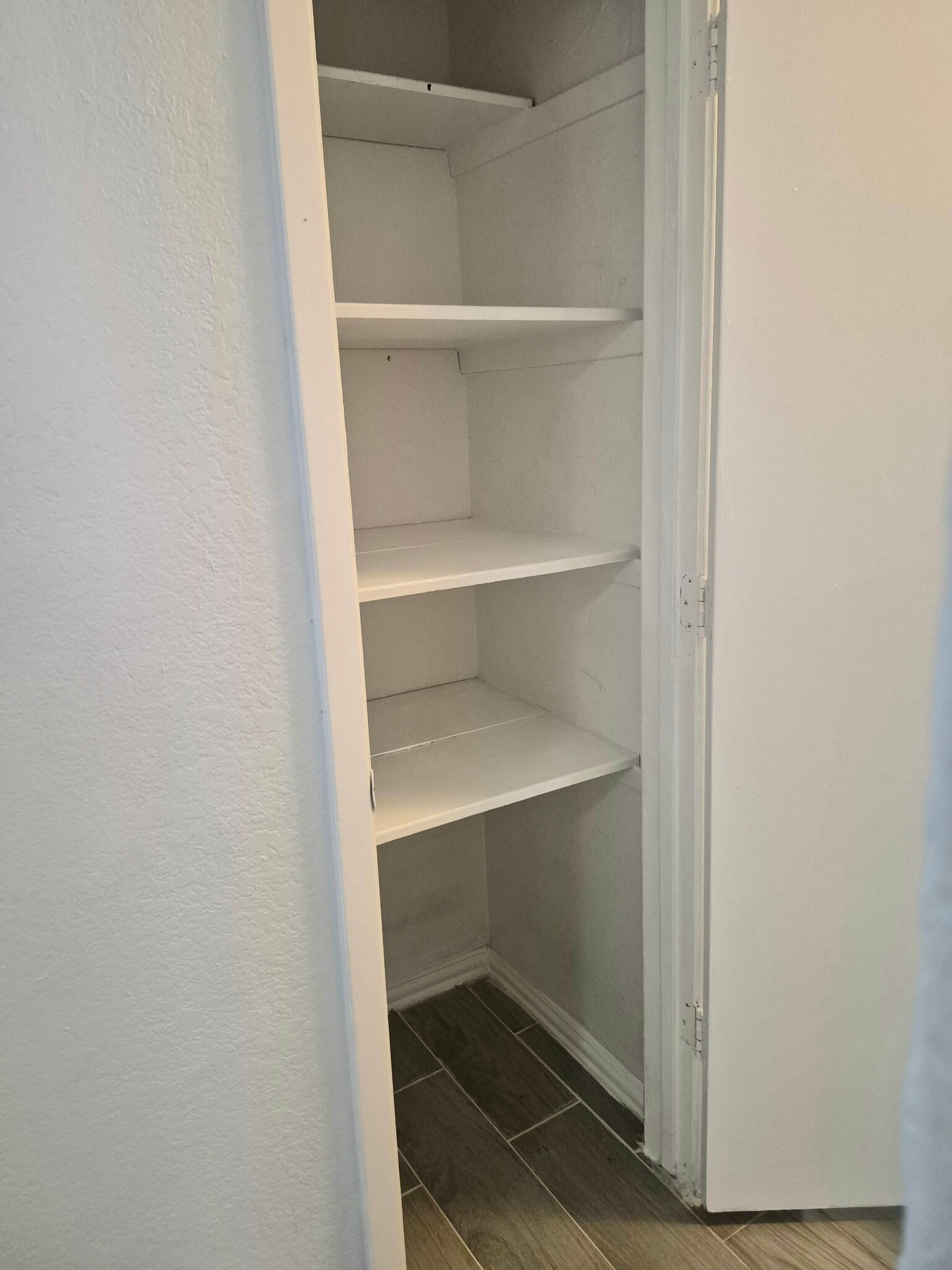 Building Photo - 214 Pine Meadow Dr