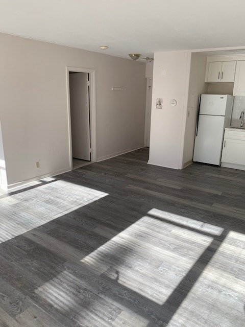 Building Photo - 10 Hammond Pond Pky