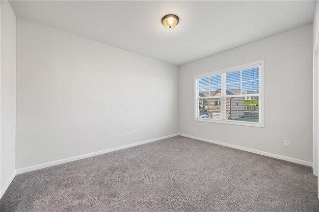 Building Photo - 130 Logan Pass Dr