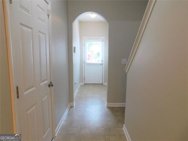 Building Photo - 524 Ridge View Crossing