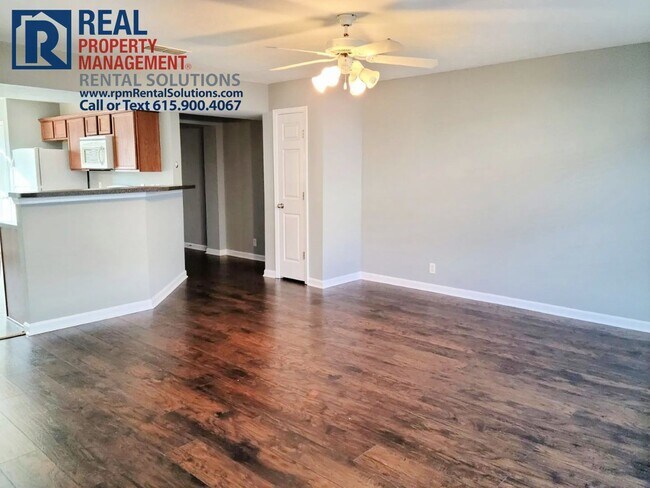 Building Photo - Great 3 bedroom townhome off S. Church!