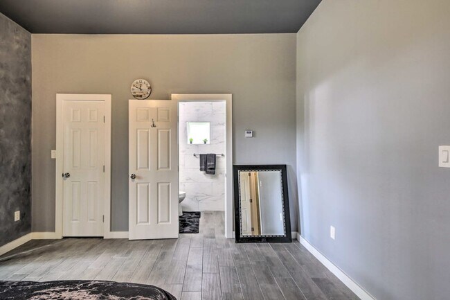 Building Photo - 3419 Rawley St