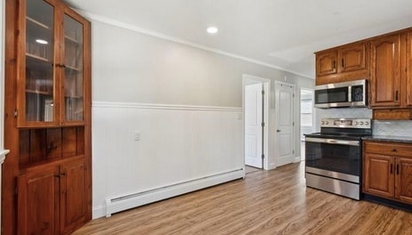 Building Photo - 45 Emery St