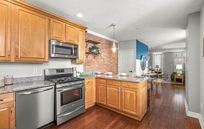 Building Photo - 1303 Patapsco St