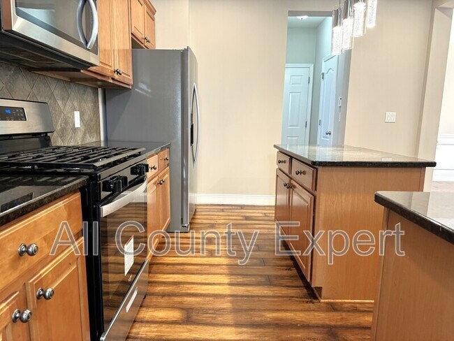 Building Photo - 6020 Falls Landing Dr