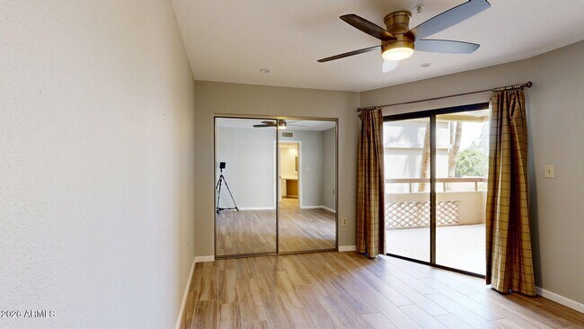 Building Photo - 4200 N Miller Rd