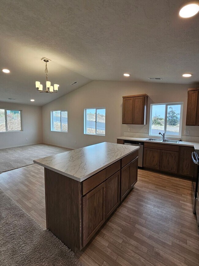 Building Photo - Newly Constructed 2 Bedroom, 2 Bathroom Home with Garage
