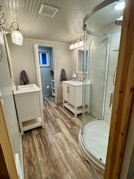 Building Photo - 760 Twin Bridges Rd