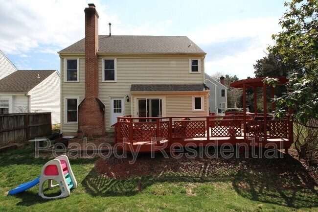 Building Photo - 21039 Emerson Ct