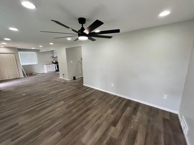 Building Photo - 1204 Terrell Dr