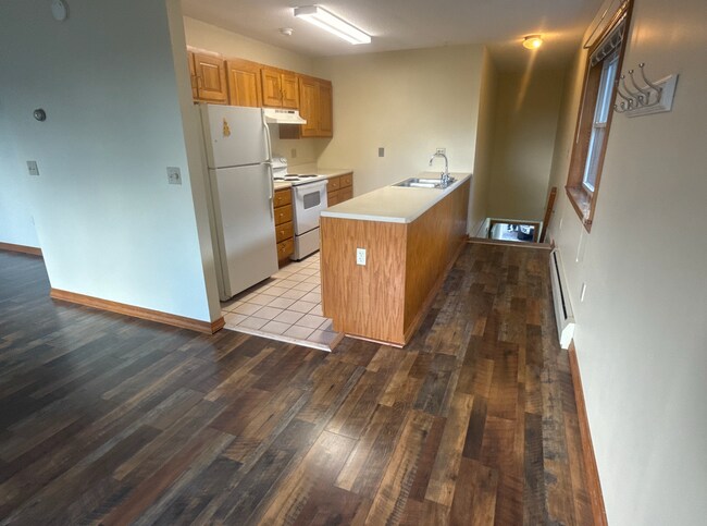 Building Photo - 80 Riggs Dr