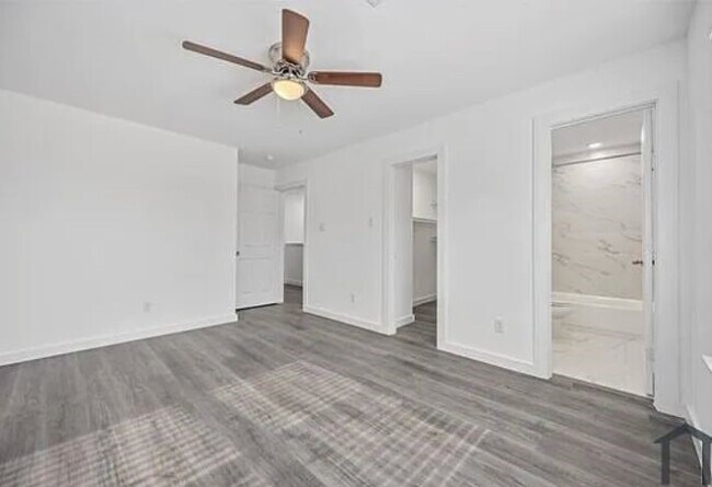 Building Photo - 8224 Bigwood St