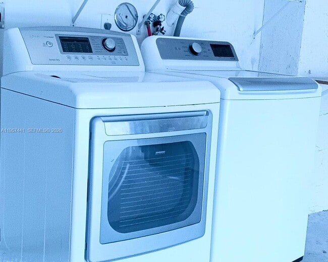 Building Photo - 16315 SW 26th St