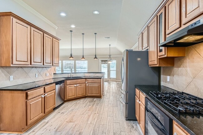 Building Photo - 6609 Carrington Dr