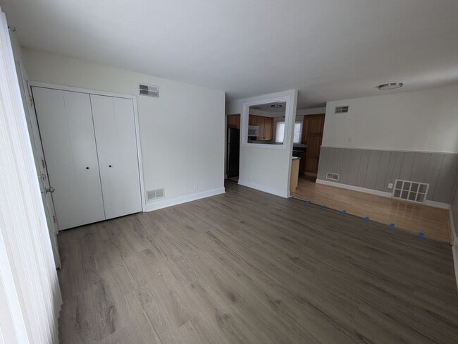 Building Photo - Beautiful Ranch in Prime Clarkston Location